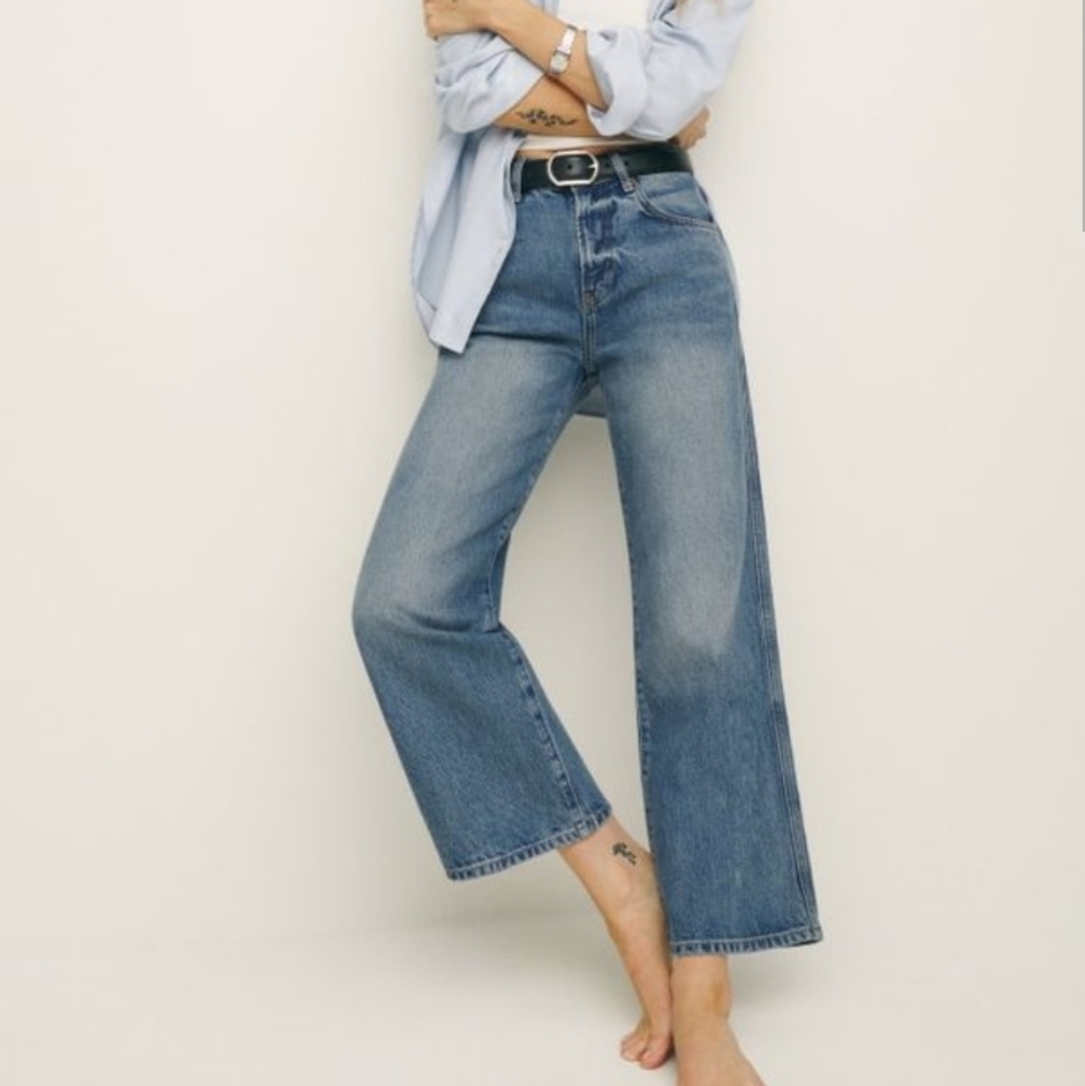 Reformation Val 90s Mid Rise Wide Leg Cropped Jeans